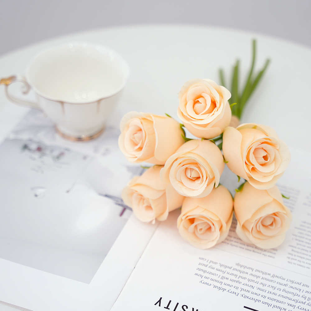 Artificial rose bouquet