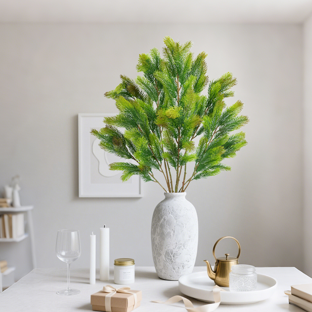 7 Artificial pine branch