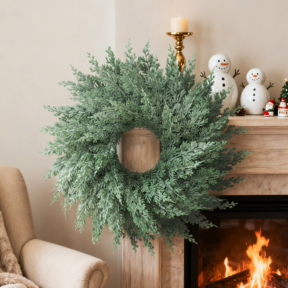7 Artificial Christmas Wreaths