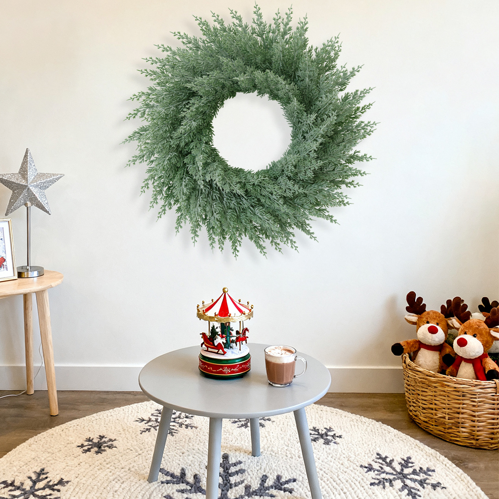 7 Artificial Christmas Wreaths