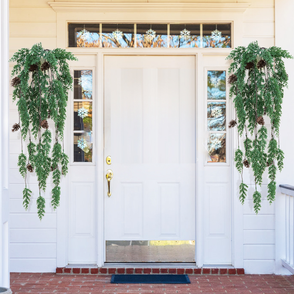 3 Christmas wall hanging