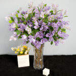 Artificial flower horn