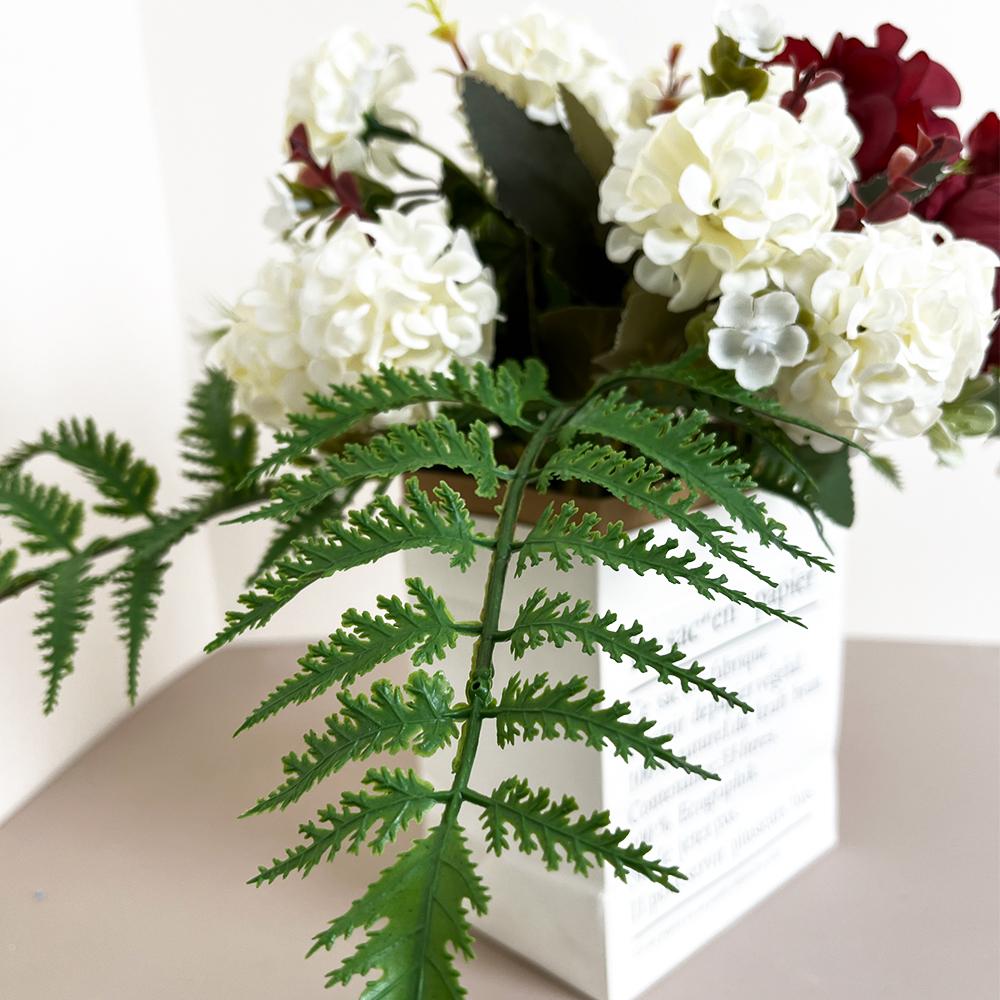 场景1 Artificial tropical fern leaves