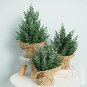 Christmas Tree Linen Base