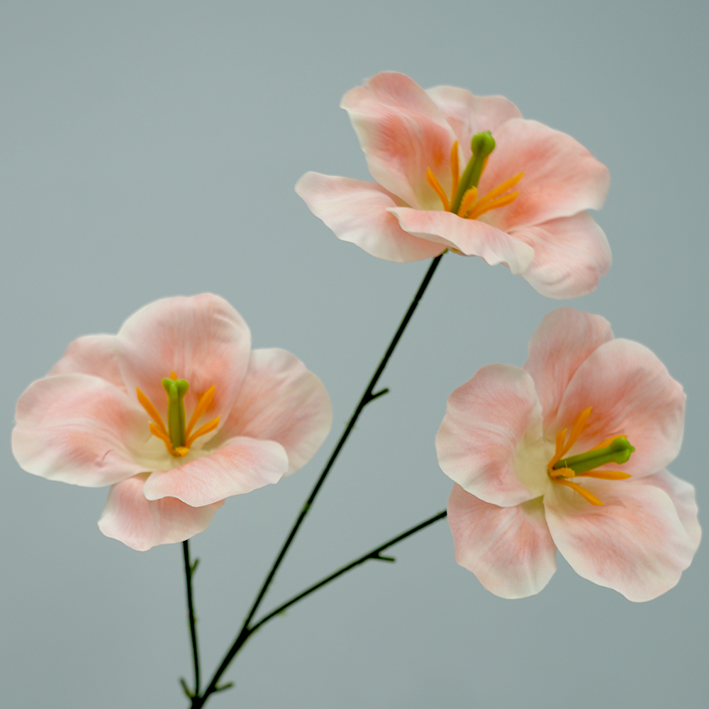 Artificial 3 tulip